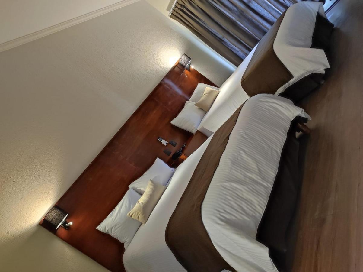 סן לואיס פוטוסי Hotel Sand'S San Luis מראה חיצוני תמונה